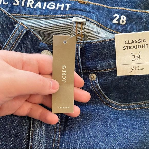 J. Crew • High Rise 90’s Classic Straight Jean in Cooper Square Wash - Picture 10 of 15